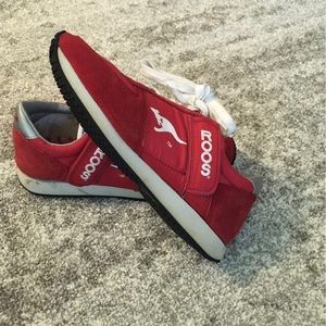 Red Roos Sneakers